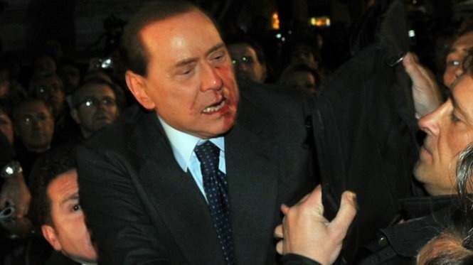 'Tay choi' khet tieng tren chinh truong Italy hinh anh