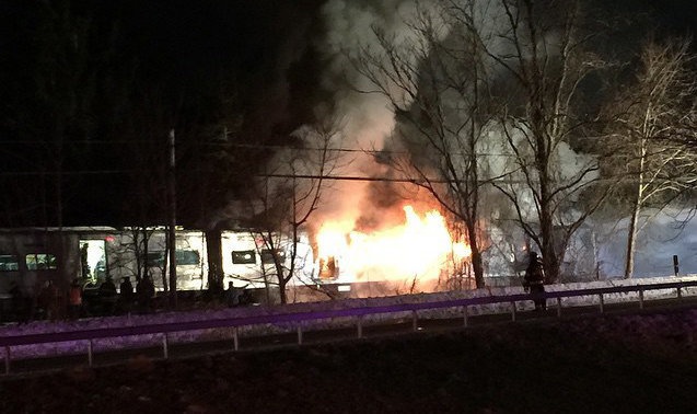 Tai nan tau dien tai New York, 6 nguoi thiet mang hinh anh