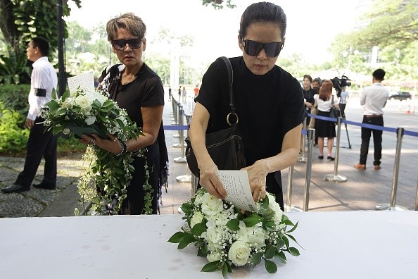 Dan Singapore xep hang tien biet cuu Thu tuong Ly Quang Dieu hinh anh