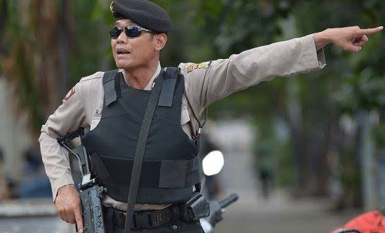 Bat 3 nghi pham trong cac vu tan cong o Indonesia hinh anh