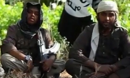 Malaysia bat nghi pham danh bom tu sat than IS hinh anh