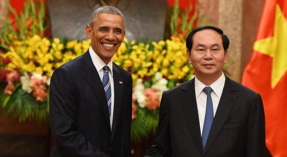 Tuong thuat ngay lam viec dau tien cua Obama tai Ha Noi hinh anh