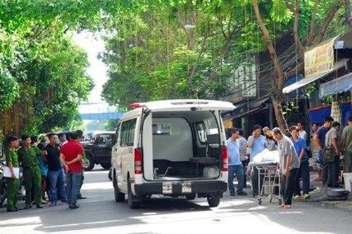 Nguoi dan ong tu vong sau vu tranh chap chiec xe may hinh anh