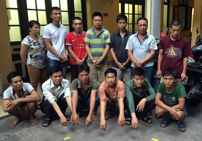 Hon chuc ten trom chuyen dot nhap cong so, truong hoc hinh anh