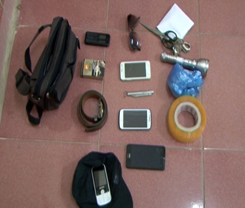 Nhom xa hoi den bat coc nguoi de doi no hinh anh