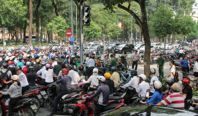 TP HCM co 25 diem giu xe dip Tet hinh anh