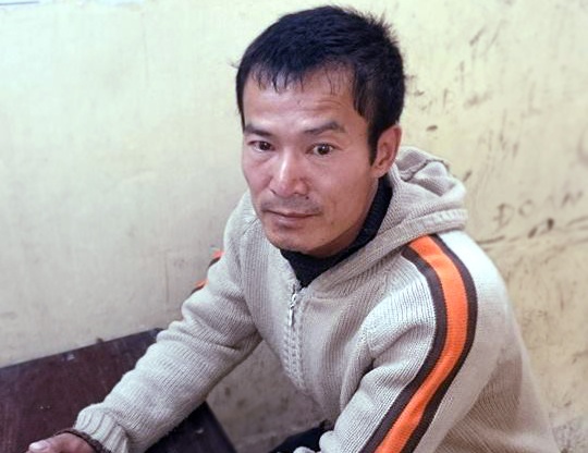 Nguoi lai taxi tong chet 2 ba chau co 5 tien an, tien su hinh anh