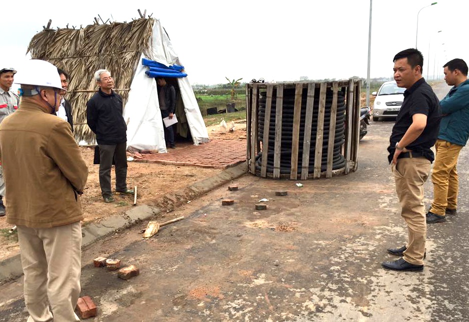 bịt mặt khống chế bảo vệ ảnh 1 bit mat khong che bao ve anh 1