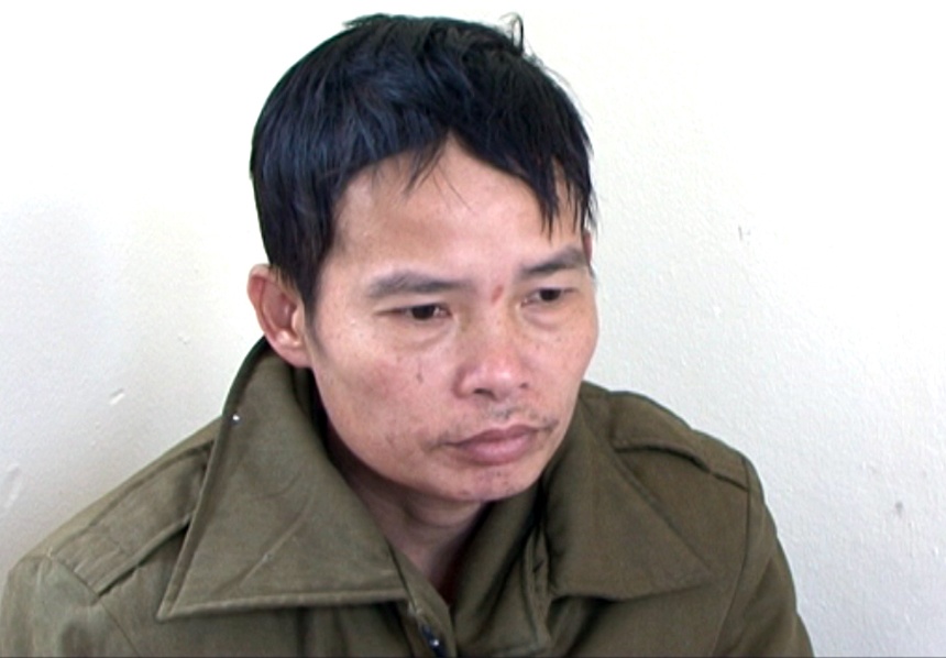 Nguoi phu nu bi hang xom sat hai tren doi vang hinh anh