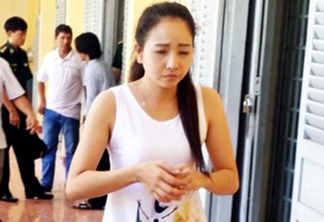 Bắt 9X xinh như mộng buôn ma túy ảnh 1 Bat 9X xinh nhu mong buon ma tuy anh 1