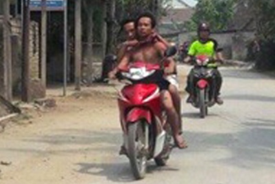 Gi dao bat con tin chay xe may suot 3 gio hinh anh