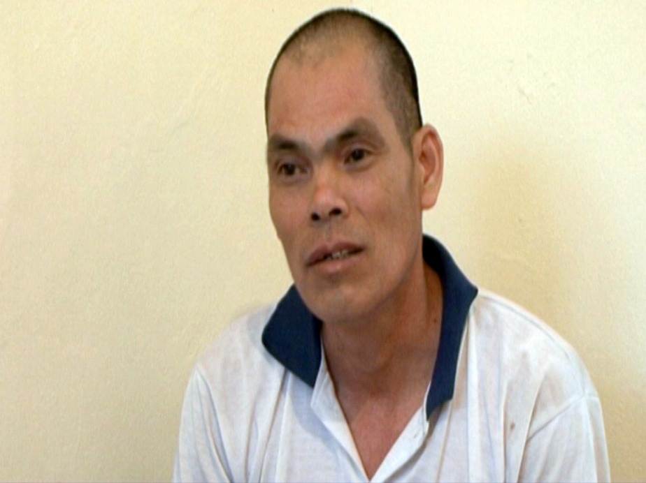 Chem chet em dau vi bi noi la ma nhap hinh anh