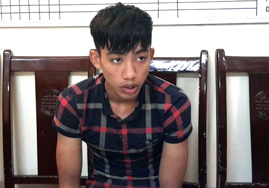 9X chuyên giật đồ của phụ nữ đi đêm ảnh 1 9X chuyen giat do cua phu nu di dem anh 1