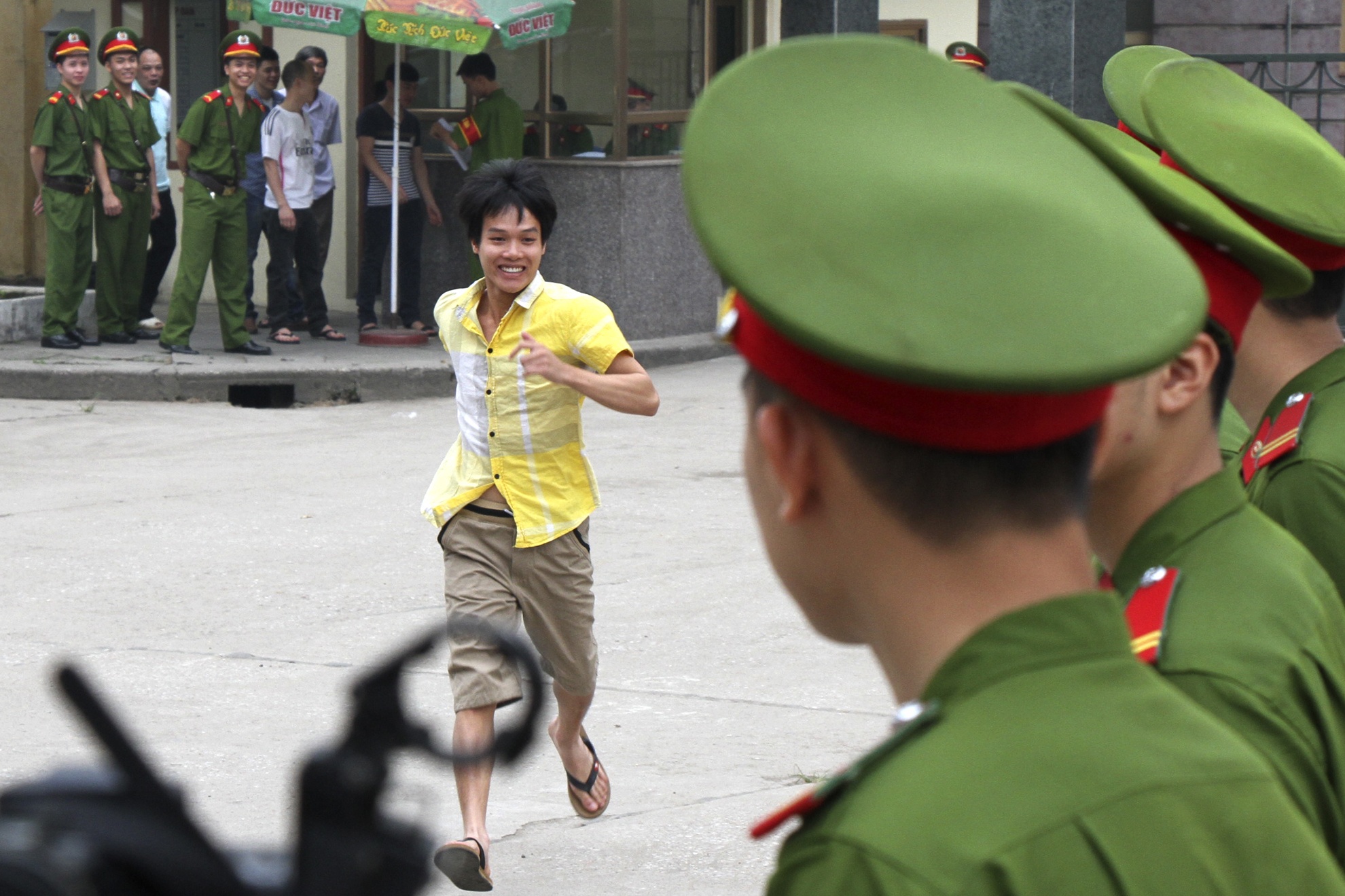 giam an phat tu anh 9