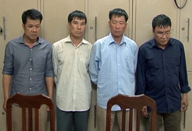 Cảnh sát hình sự quật ngã nhóm trộm  ảnh 1 Canh sat hinh su quat nga nhom trom anh 1