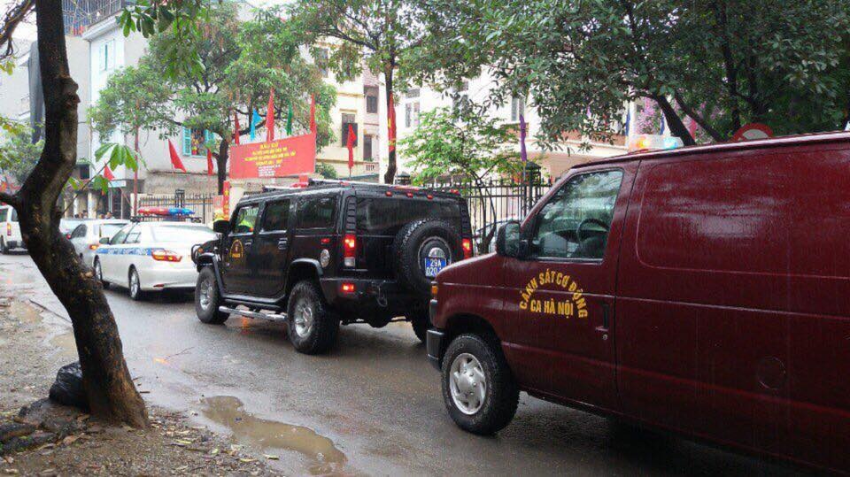 Ong Obama ghe quan tra da anh 6