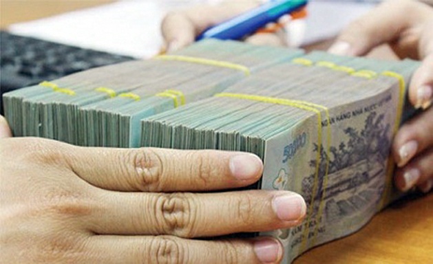Gan 300 nguoi mac muu me con nu tong giam doc hinh anh