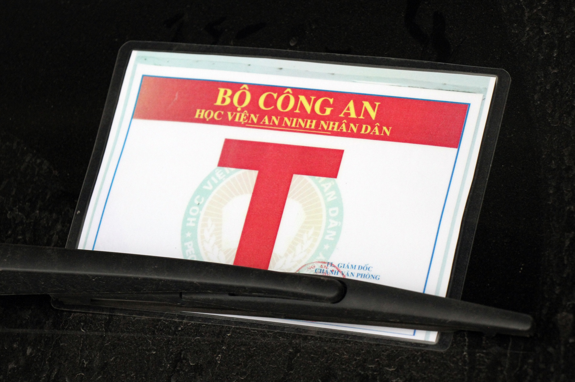 Tuoc phu hieu Bo Cong an anh 3