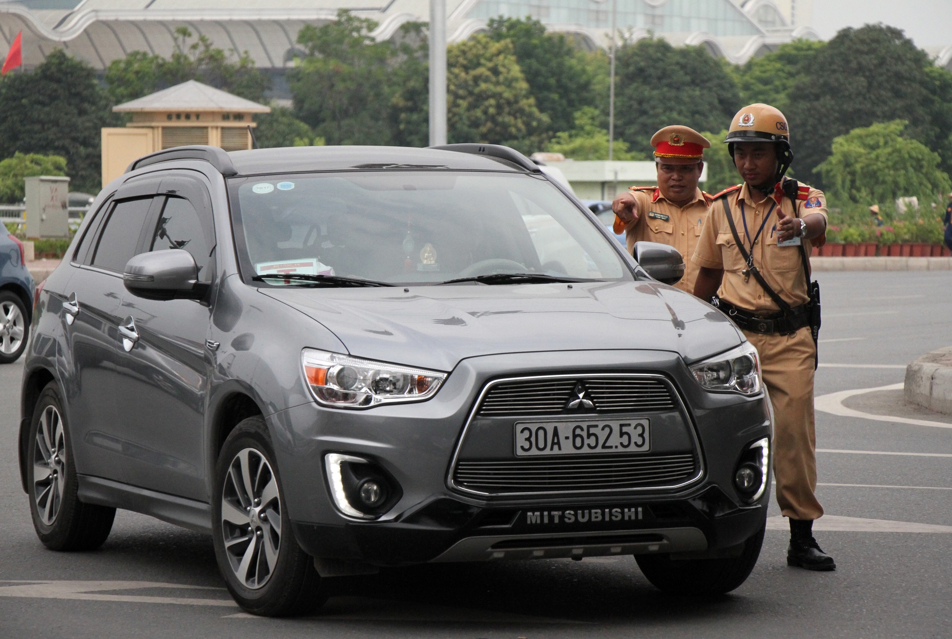 Tuoc phu hieu Bo Cong an anh 1