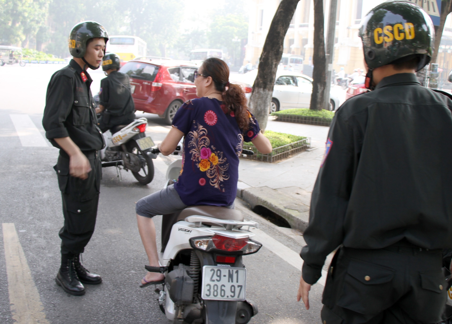 CSCD xu phat khong doi mu bao hiem anh 2