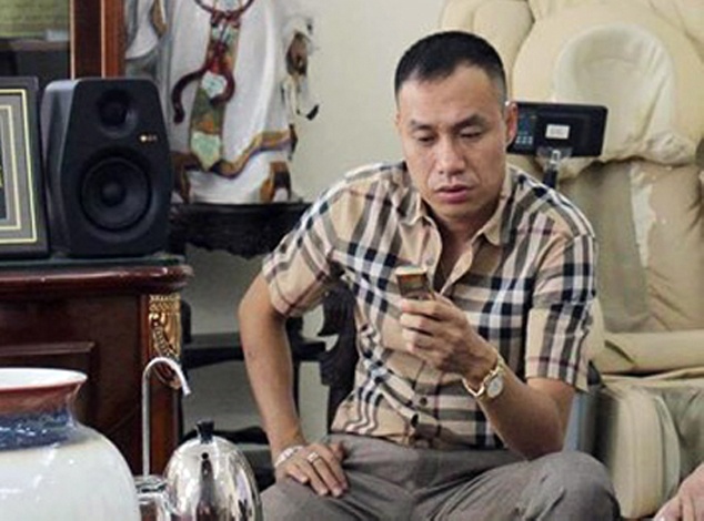 Giam doc mua hoa don cua 'cong ty ma' de tron thue hinh anh