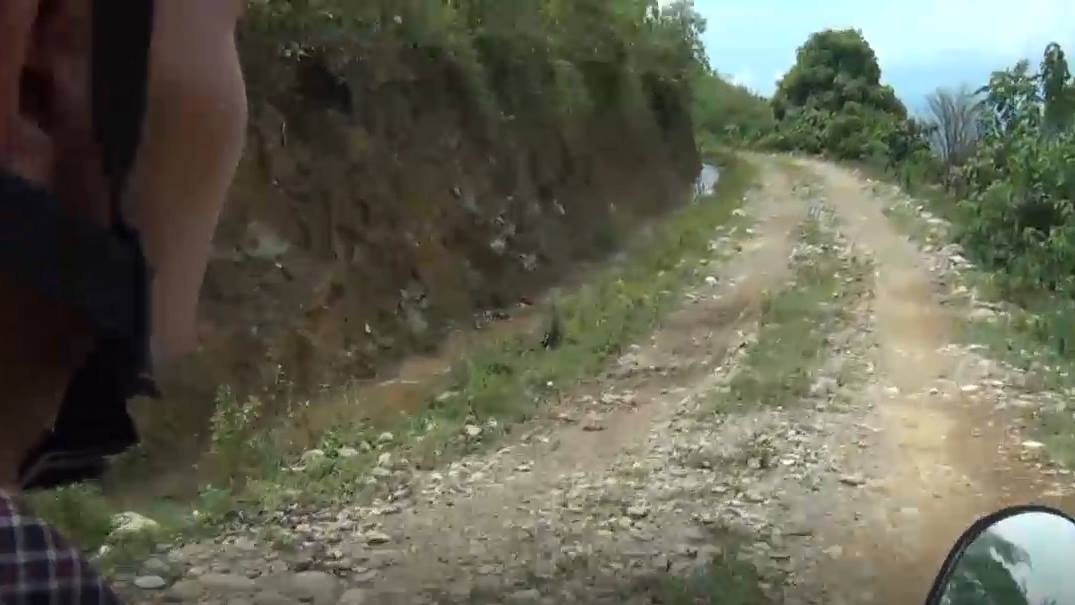 Nguoi dan noi gi ve nghi can vu tham sat 4 nguoi hinh anh