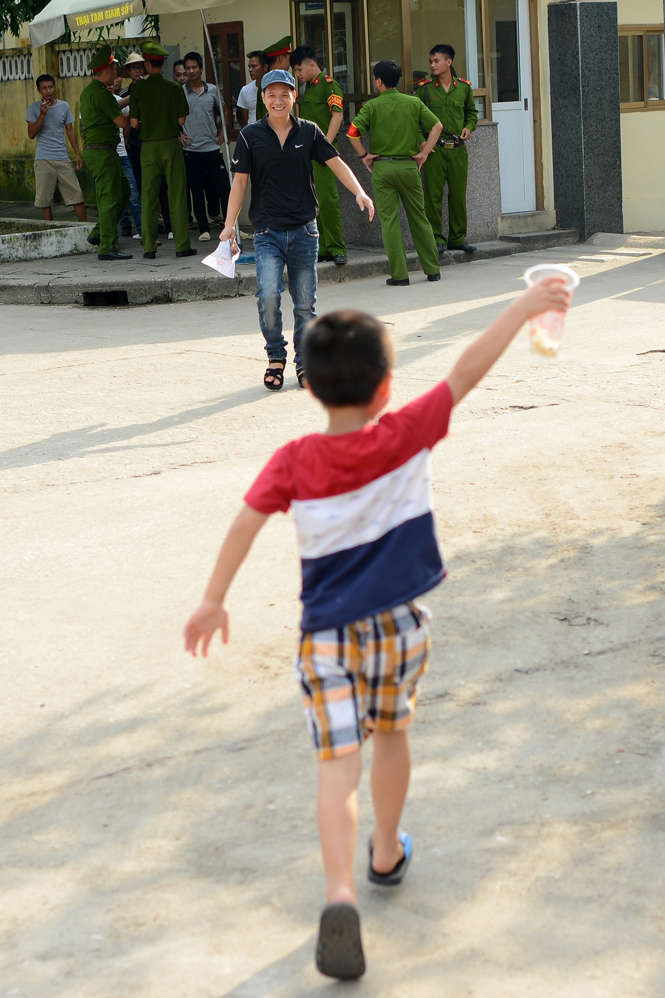 Pham nhan duoc giam an anh 9