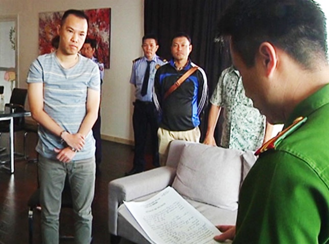 Nhieu can bo nha nuoc tham gia duong day ca do tram ty hinh anh