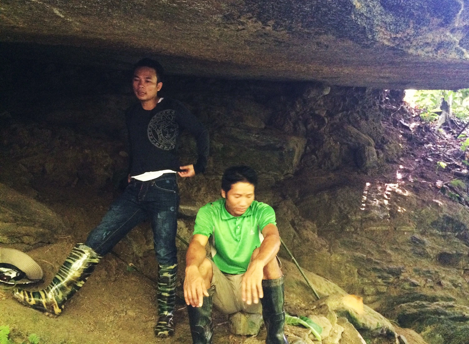 Bat nghi can giet 4 nguoi o Lao Cai anh 7