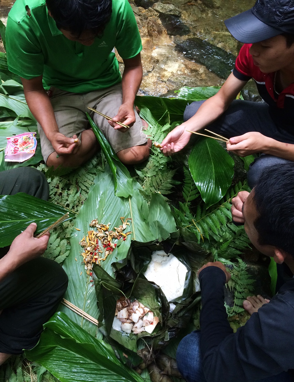 Bat nghi can giet 4 nguoi o Lao Cai anh 6