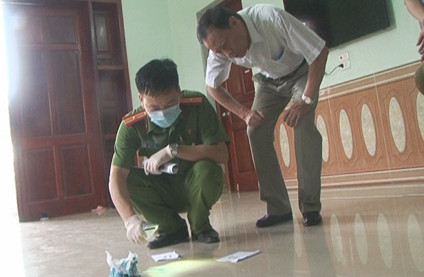 Doi truong trong an ke hanh trinh pha vu sat hai 4 ba chau hinh anh
