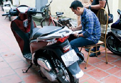 Phu nu di SH tu vong: 'Vet cat tren co co the do va vao ton' hinh anh