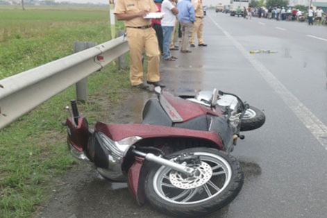 Can cu nao ket luan phu nu di SH tu vong do tai nan? hinh anh