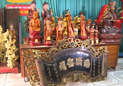 Trom dot nhap den, chua lay cap nhieu do co hinh anh