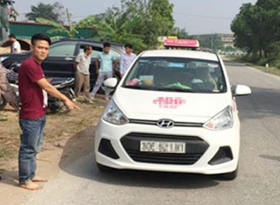 Canh sat xuyen dem tim cuop tron o dong co hinh anh