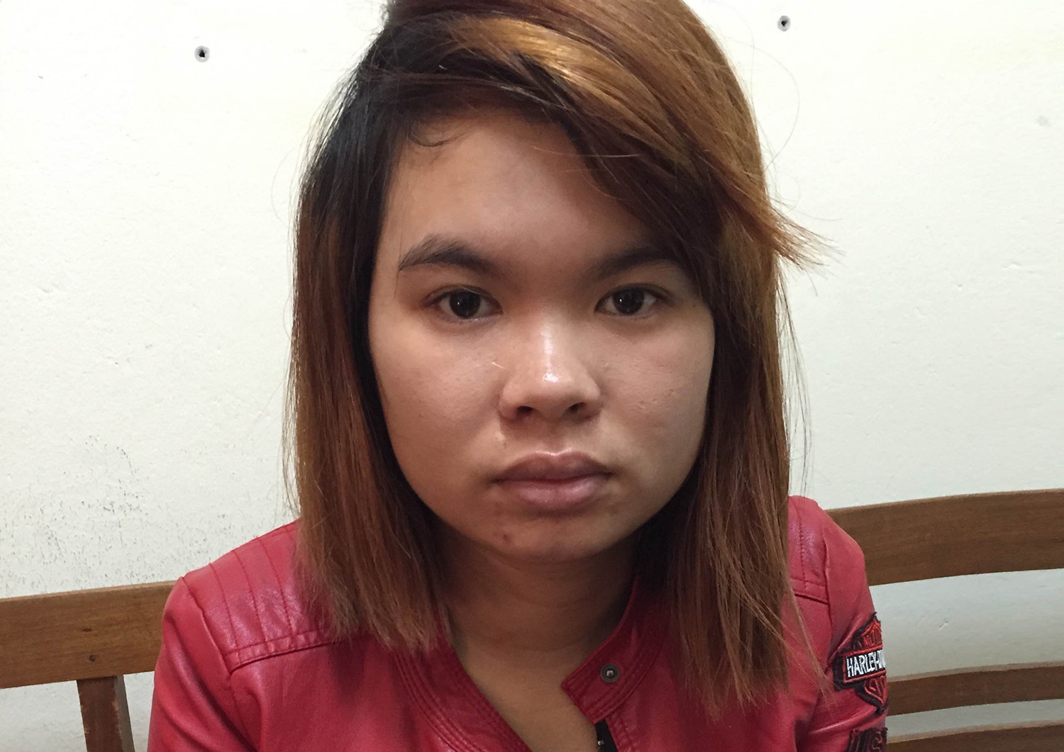 Nu 9X lua ban ban dong huong vao o mai dam o Trung Quoc hinh anh