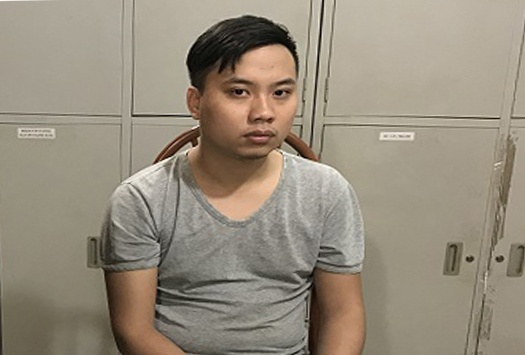 Tho anh ghep hinh nhay cam, tong tien nu khach hinh anh