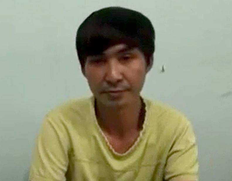 Nguoi bia dat thong tin Viet Nam doi tien pham toi gi? hinh anh