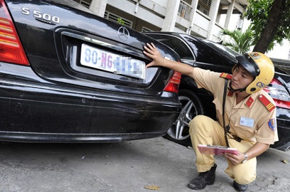 Truong hop nao duoc mien phi dang ky, cap bien so tu 2017? hinh anh