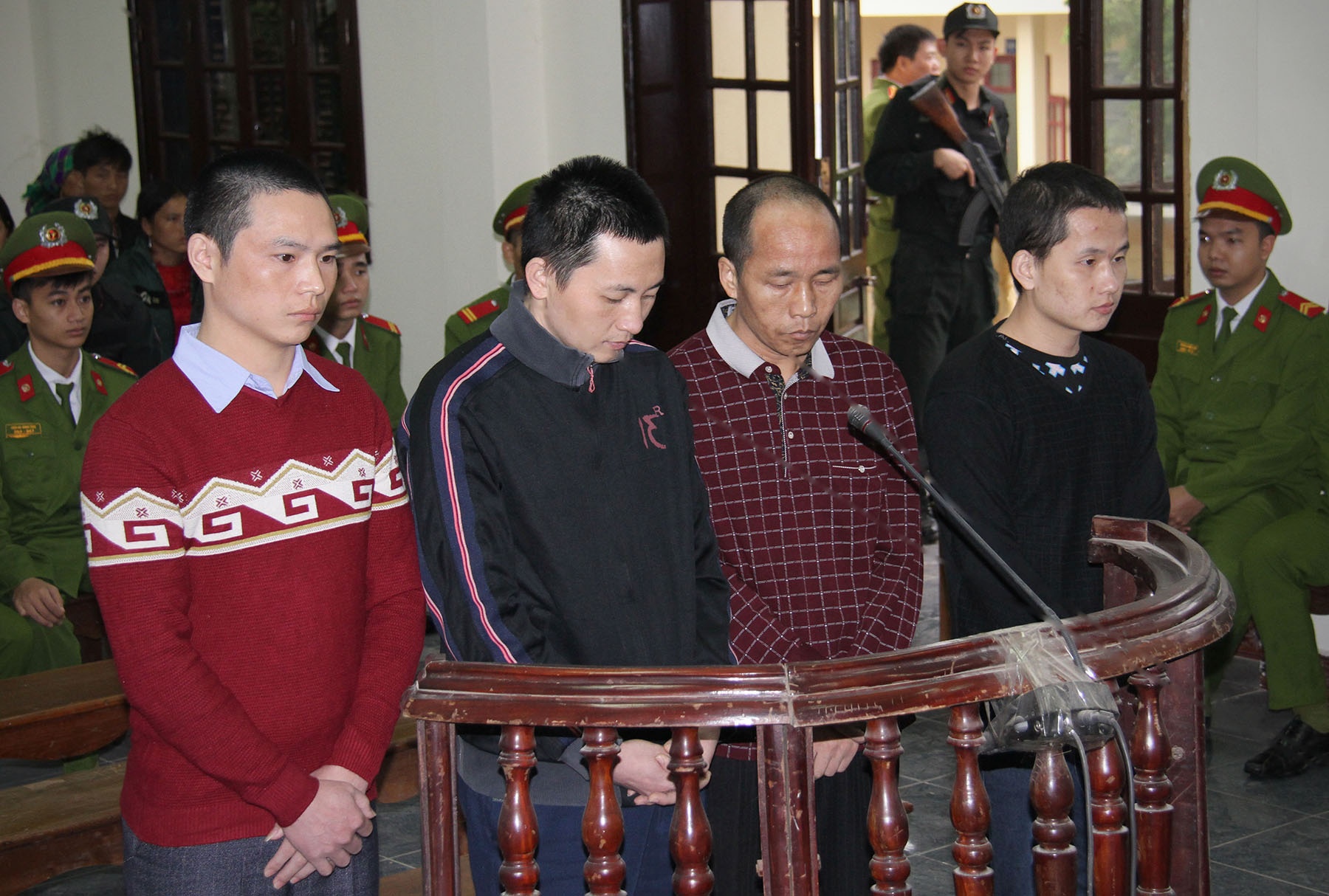 Tu hinh 9X buon 227 banh heroin anh 1