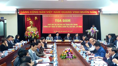 Báo chí cần phò chính trừ tà ảnh 1 Bao chi can pho chinh tru ta anh 1