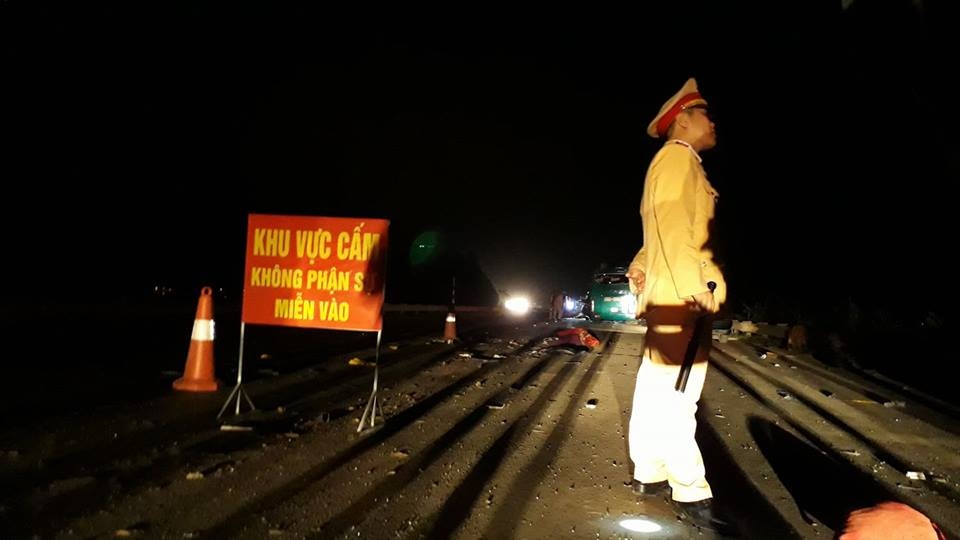 Nổ xe khách giường nằm ảnh 5 No xe khach giuong nam anh 5