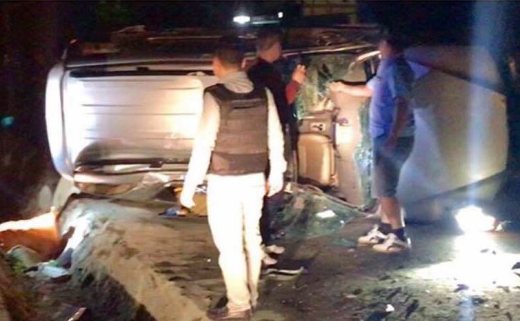 Tai xe Fortuner cho 100 banh heroin rai chong bay canh sat hinh anh