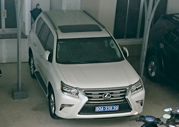 Tien hanh kiem tra vu nhan xe sang tai Ca Mau hinh anh