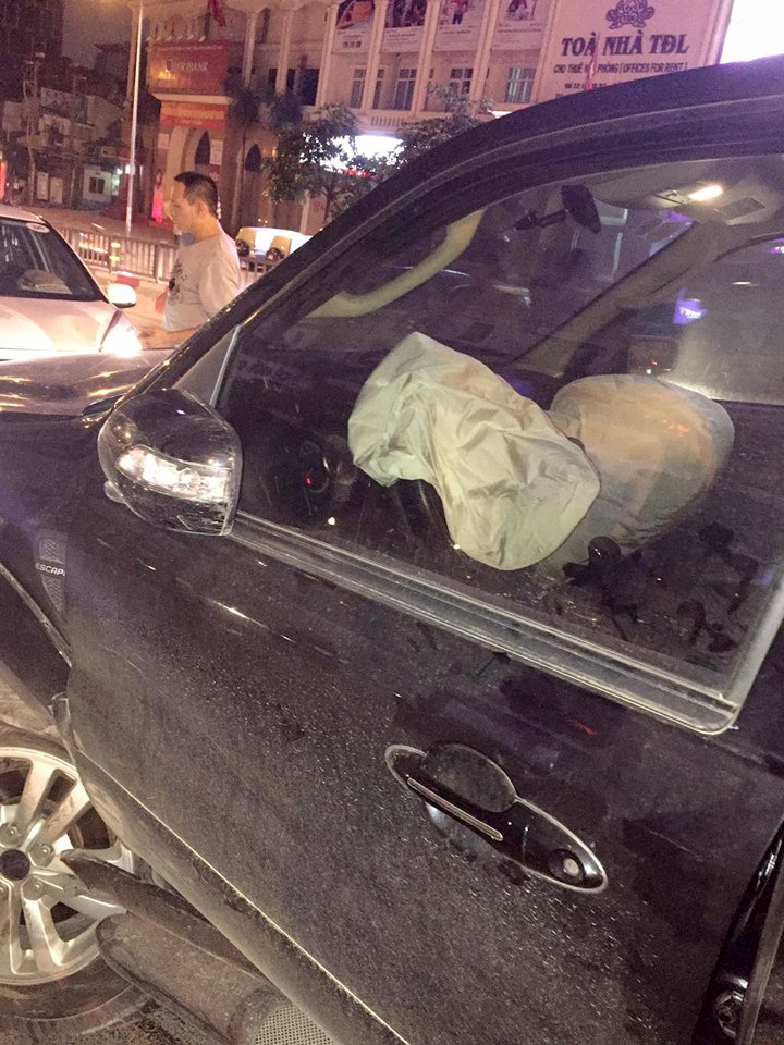 Tai nan lien hoan tren cau vuot Lang Ha anh 3