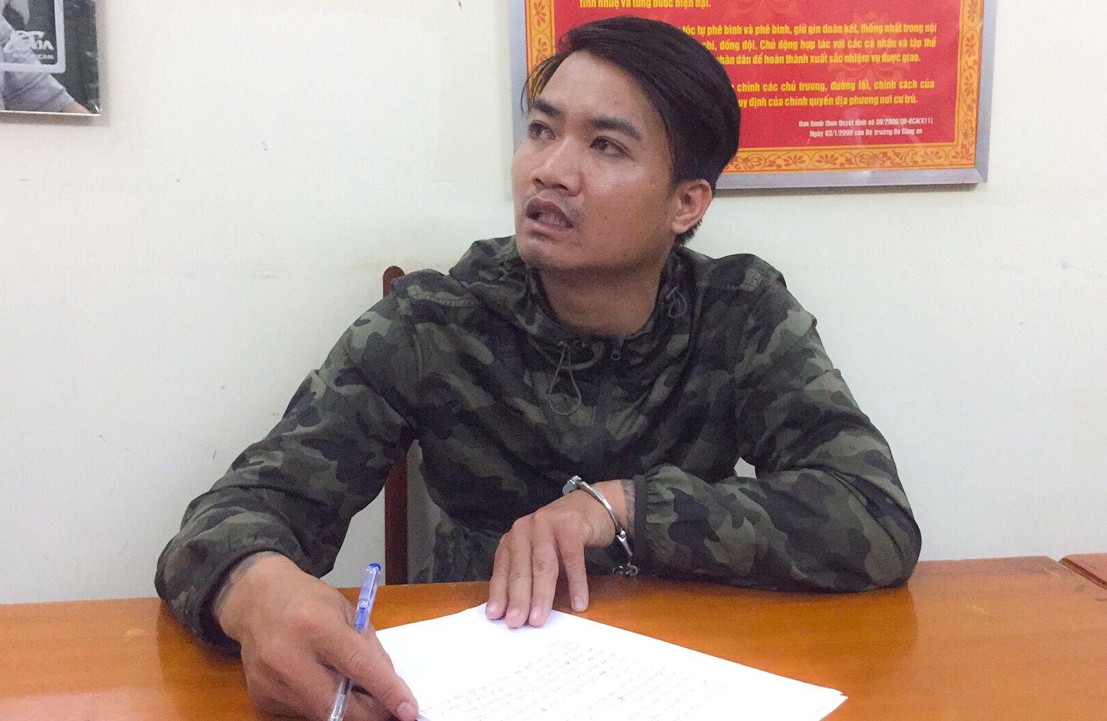 Doa ban cong an anh 1