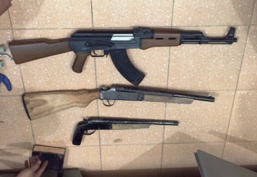 Mang sung K59 di 'dap da', trum ma tuy 31 tuoi bi bat hinh anh