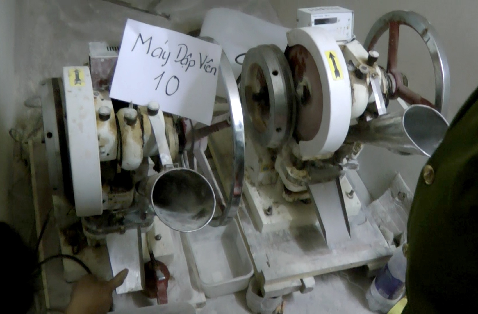 Duong day san xuat ma tuy lon nhat nuoc duoc van hanh the nao? anh 2