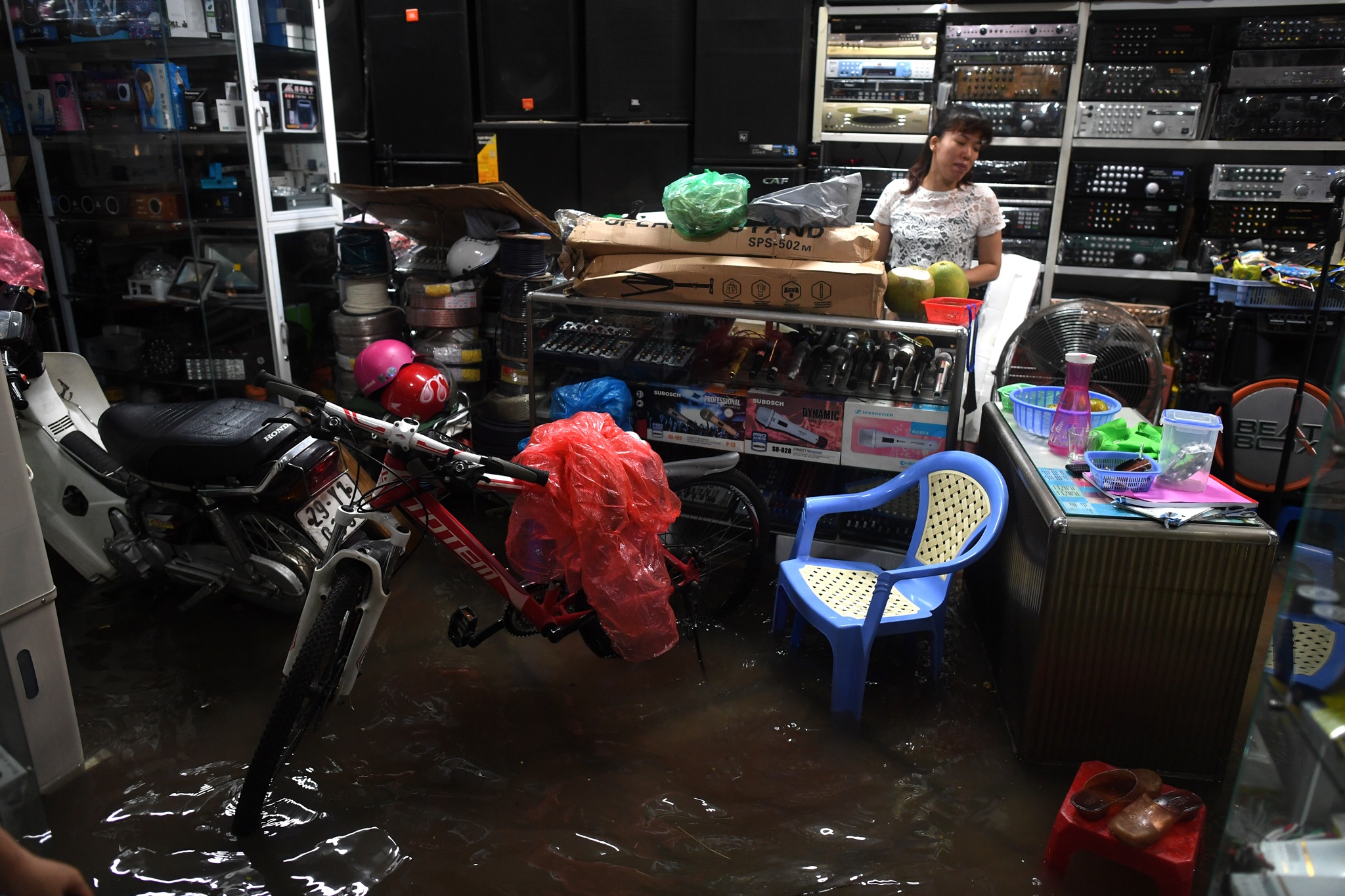 Hà Nội ngập nặng ảnh 8 Ha Noi ngap nang anh 8