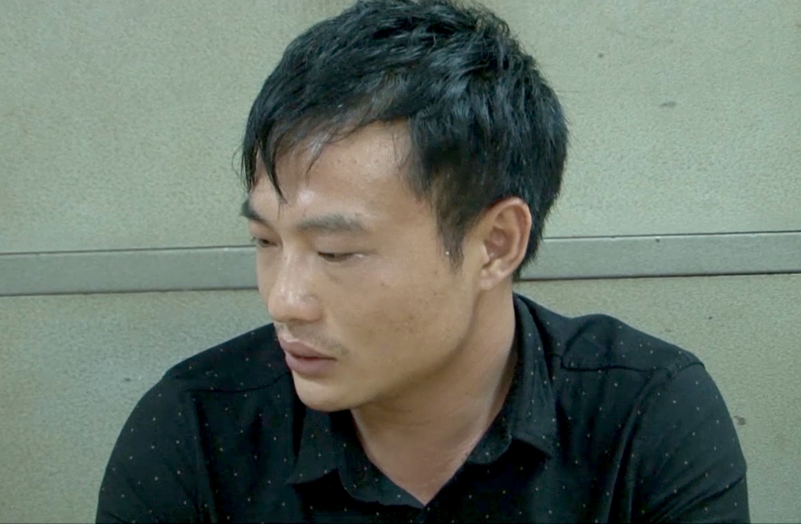 Canh sat hinh su phuc kich ben xe bat nghi pham giet nguoi hinh anh